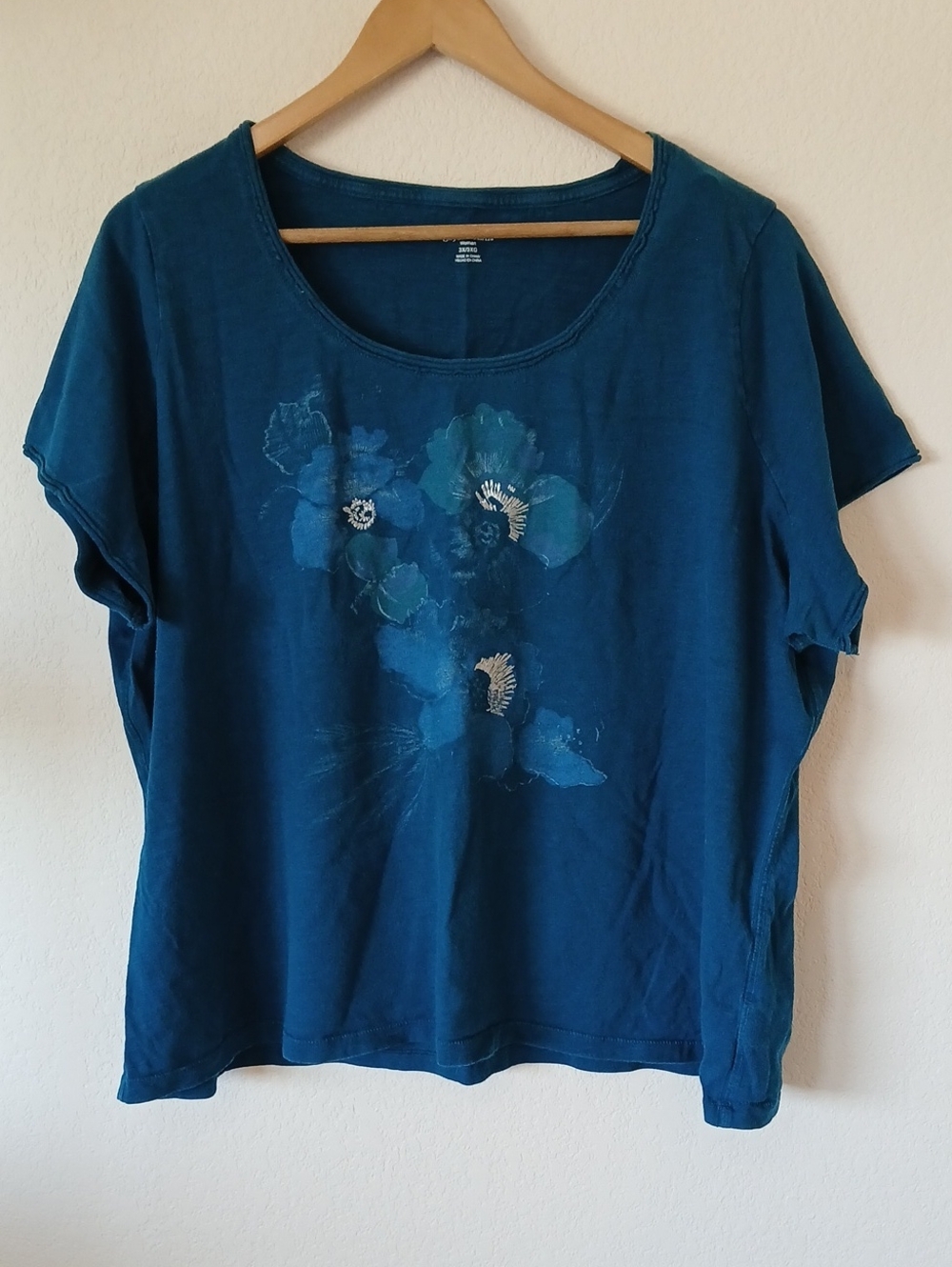 St. John's Bay Floral Embroidered Blue Short Sleeve Shirt